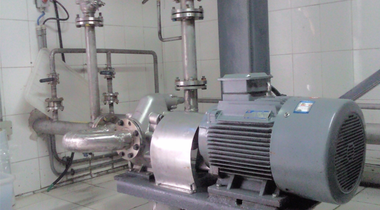 KCB不銹鋼齒輪泵用戶現(xiàn)場展示 KCB不銹鋼齒輪泵用戶現(xiàn)場展示