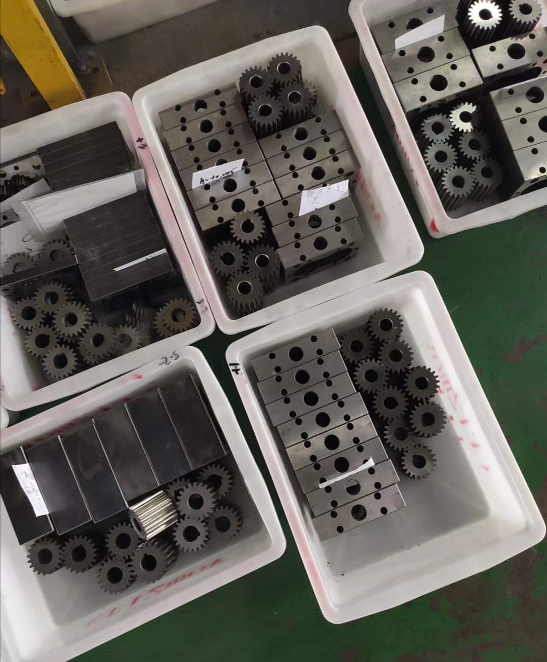 熔噴布計量泵100CC 熔噴布計量泵100CC